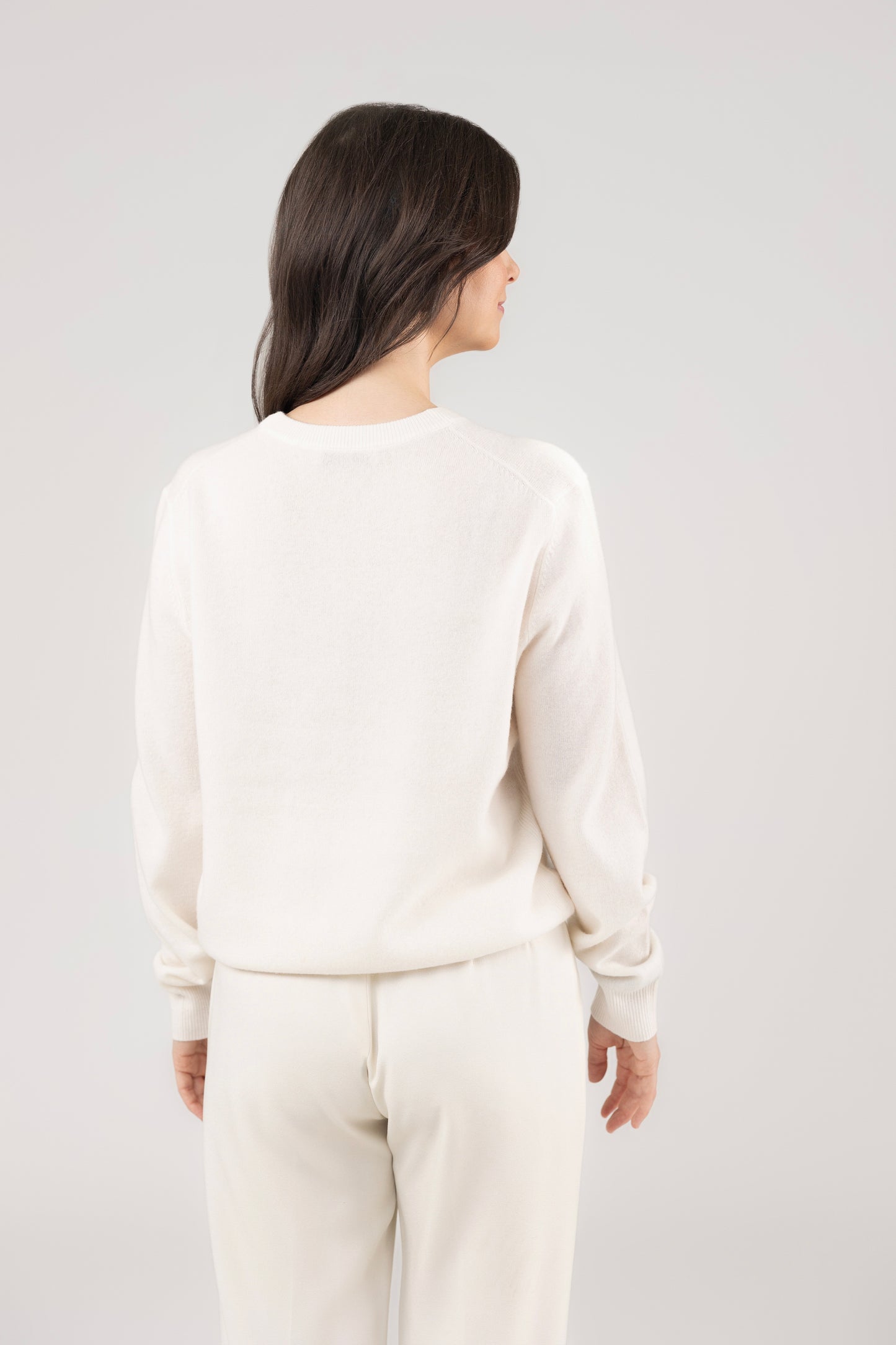 Roundneck Pullover : Ivory