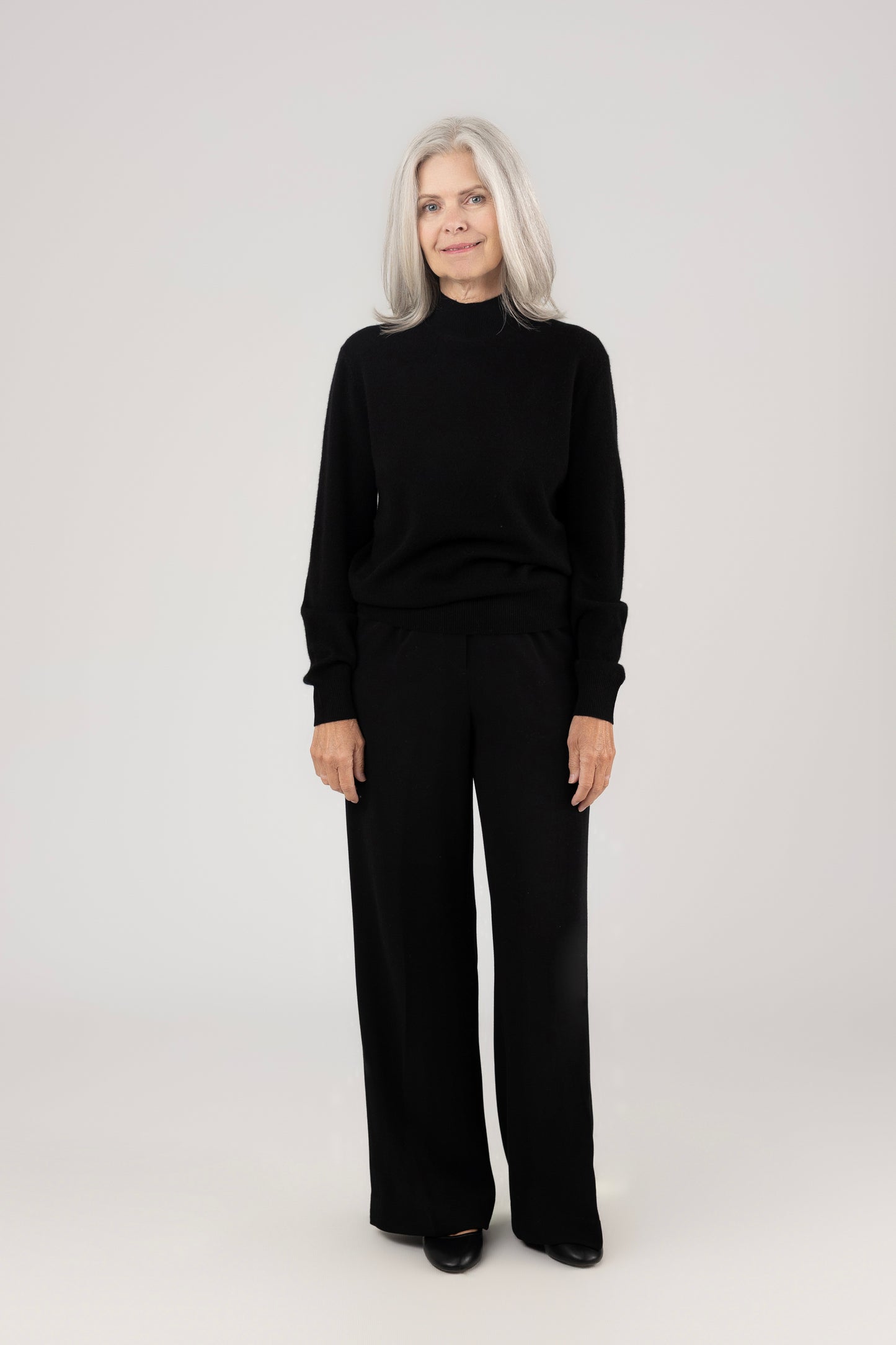 Mock Neck Pullover : Black