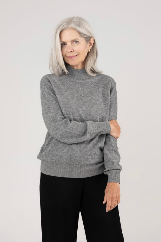 Mock Neck Pullover : Gray