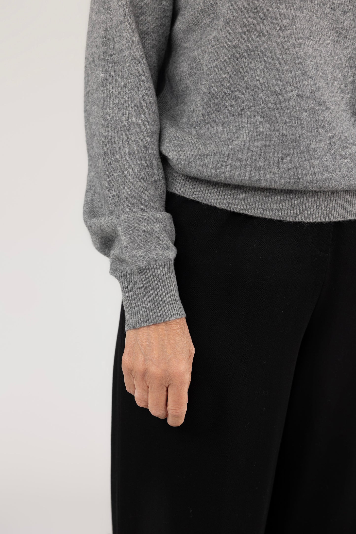 Mock Neck Pullover : Gray