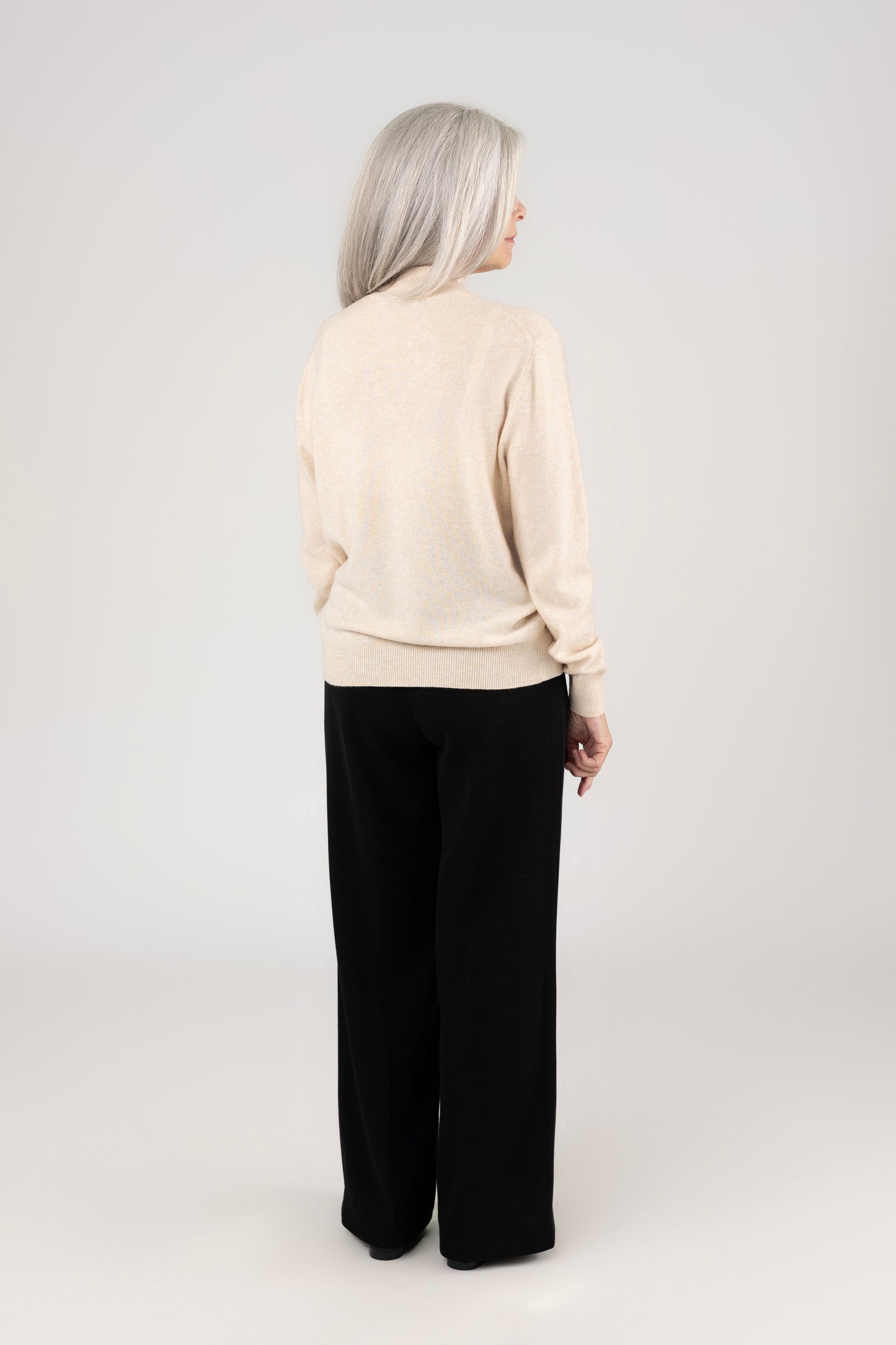 Mock Neck Pullover : Oatmeal