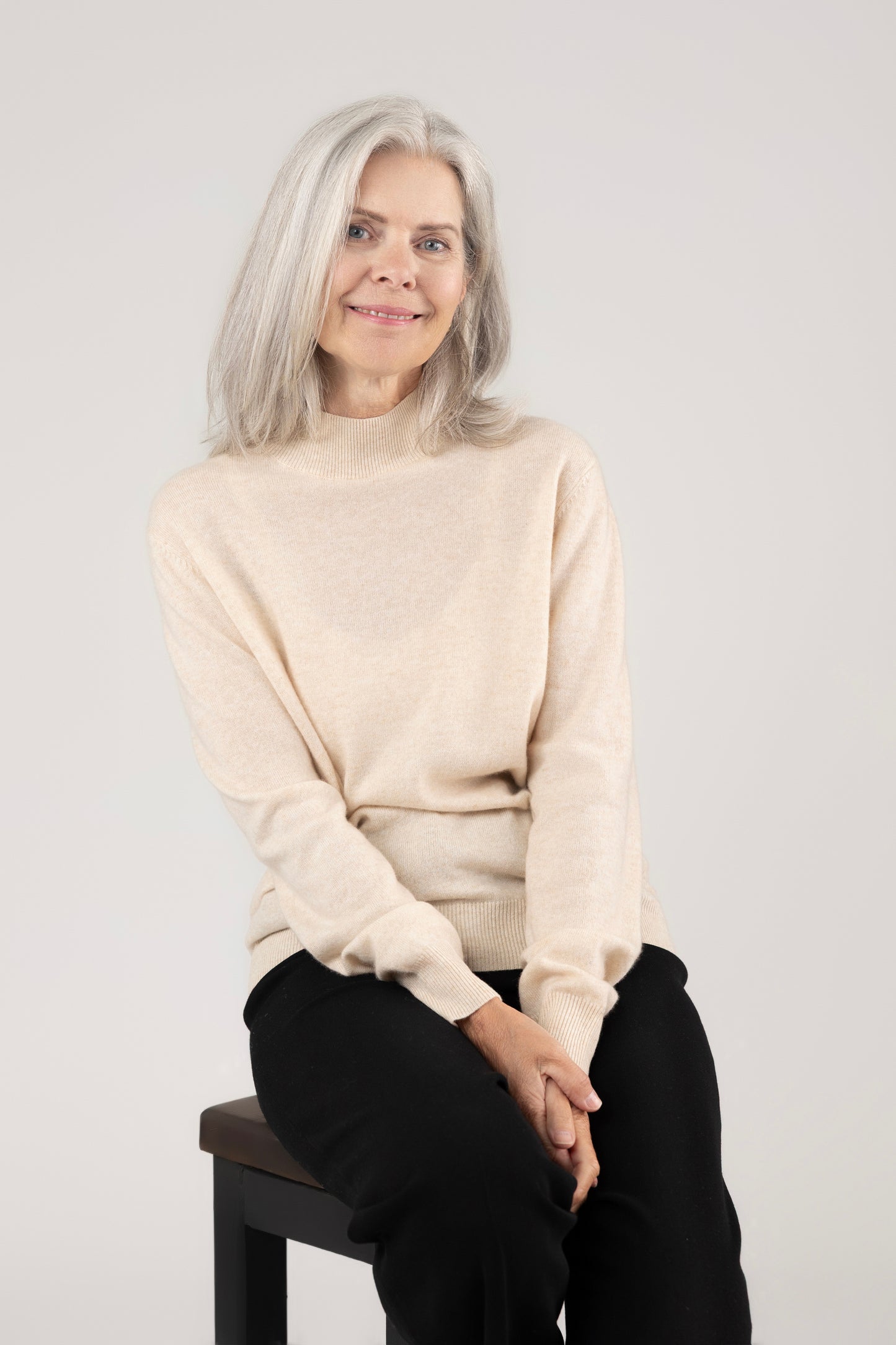 Mock Neck Pullover : Oatmeal