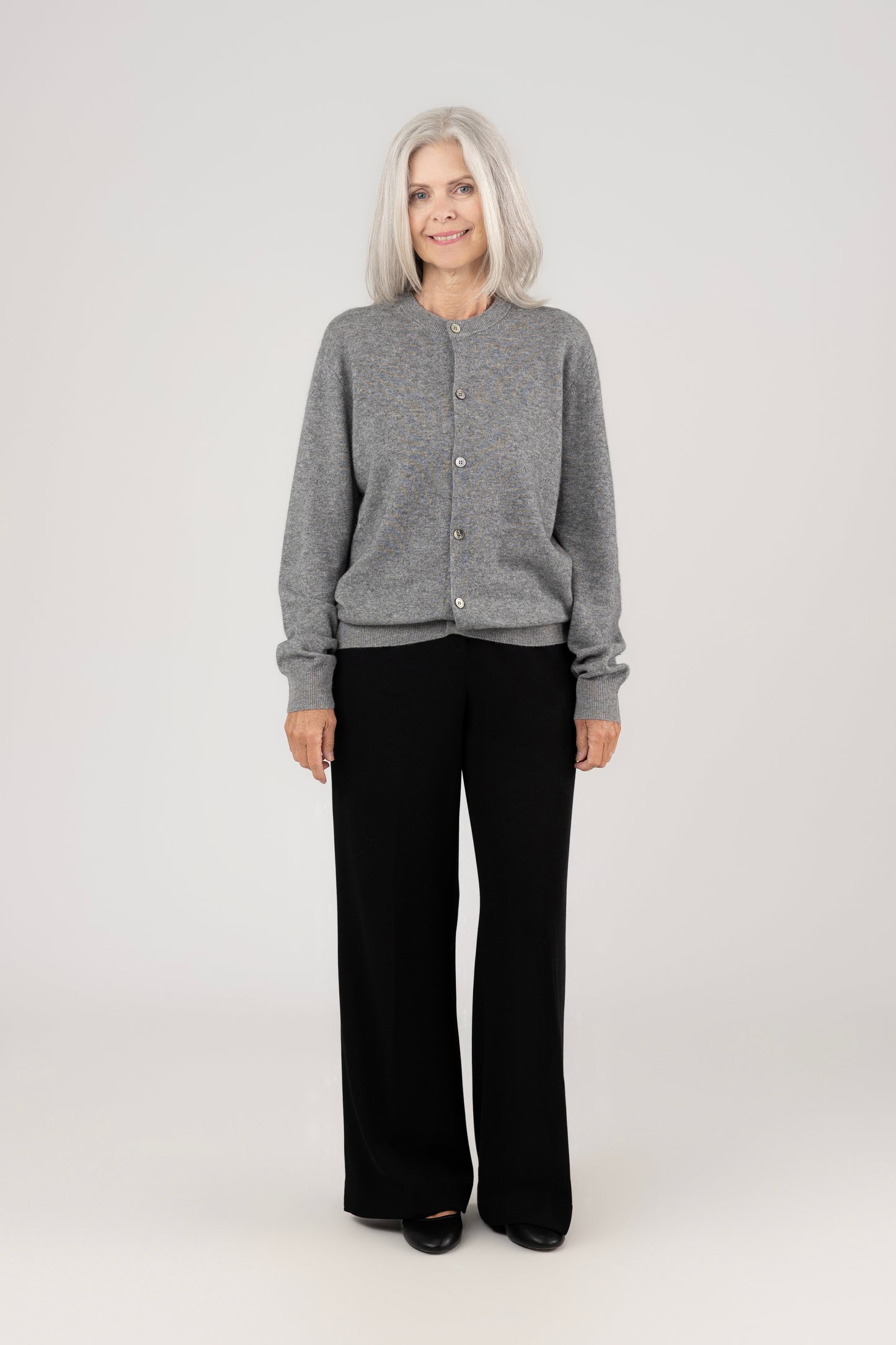 Round Neck Cardigan : Gray