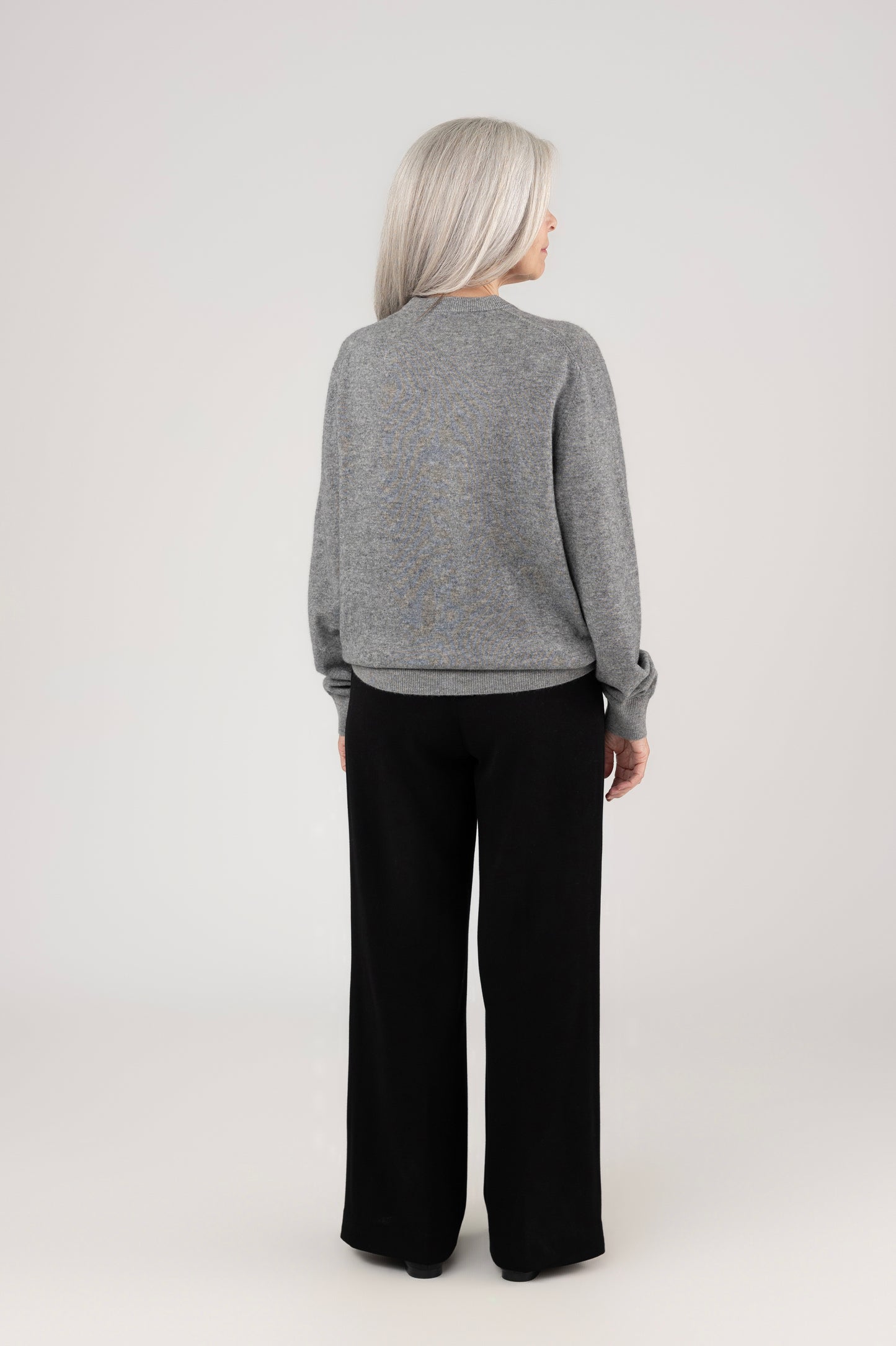 Round Neck Cardigan : Gray