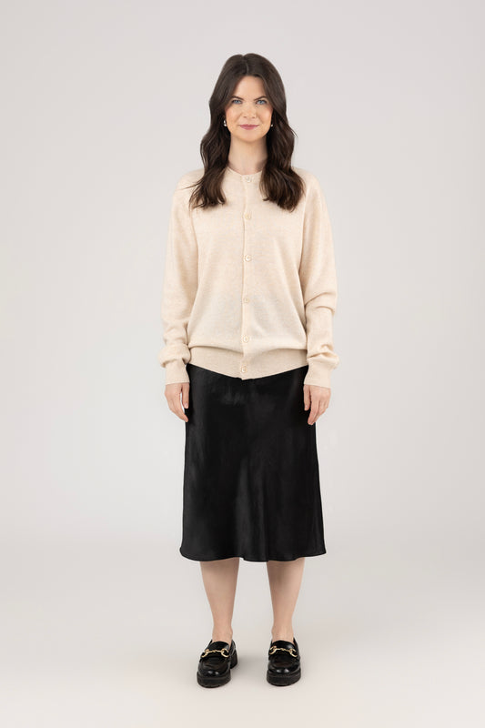 Round Neck Cardigan : Oatmeal