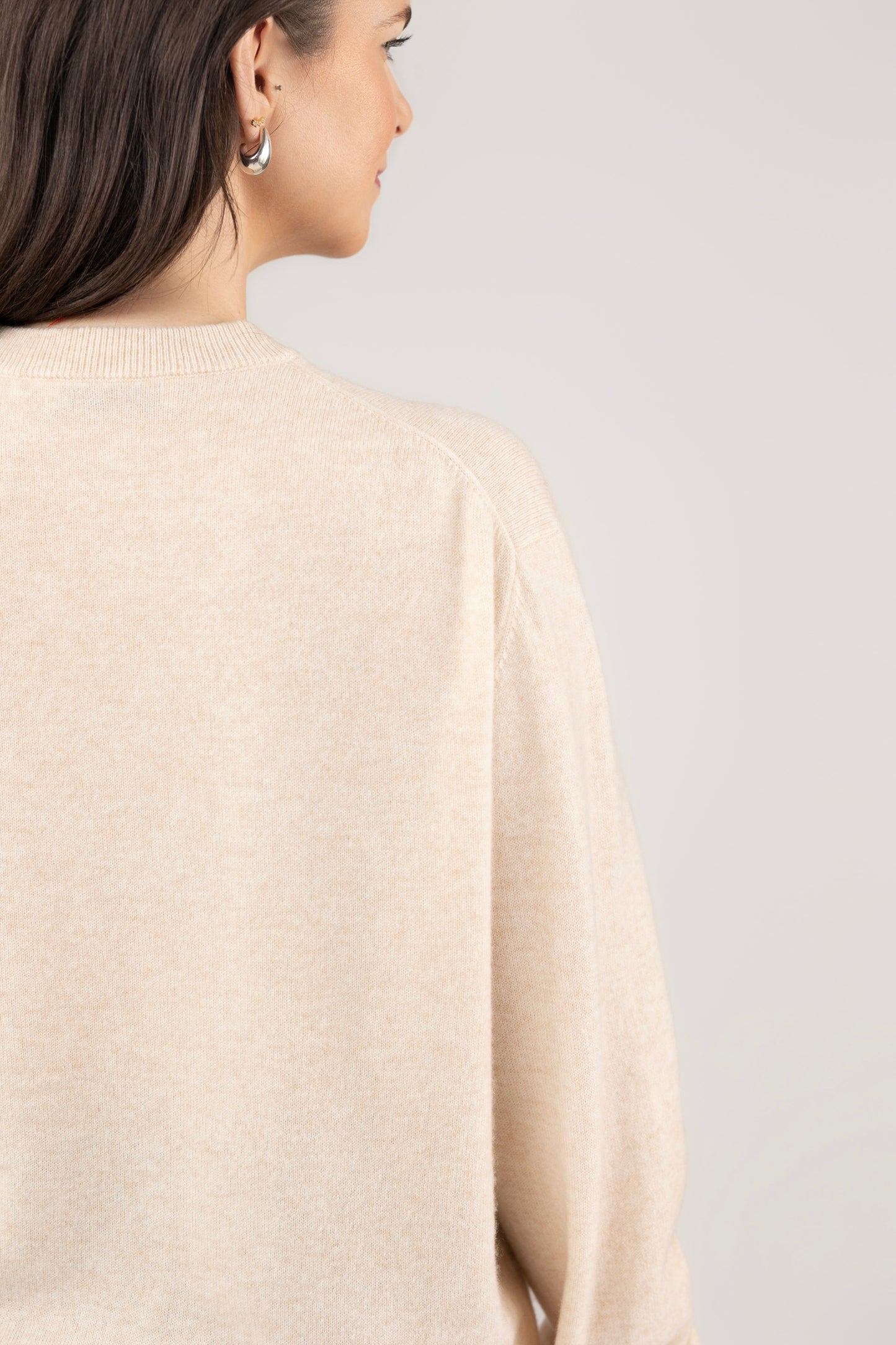 Round Neck Cardigan : Oatmeal