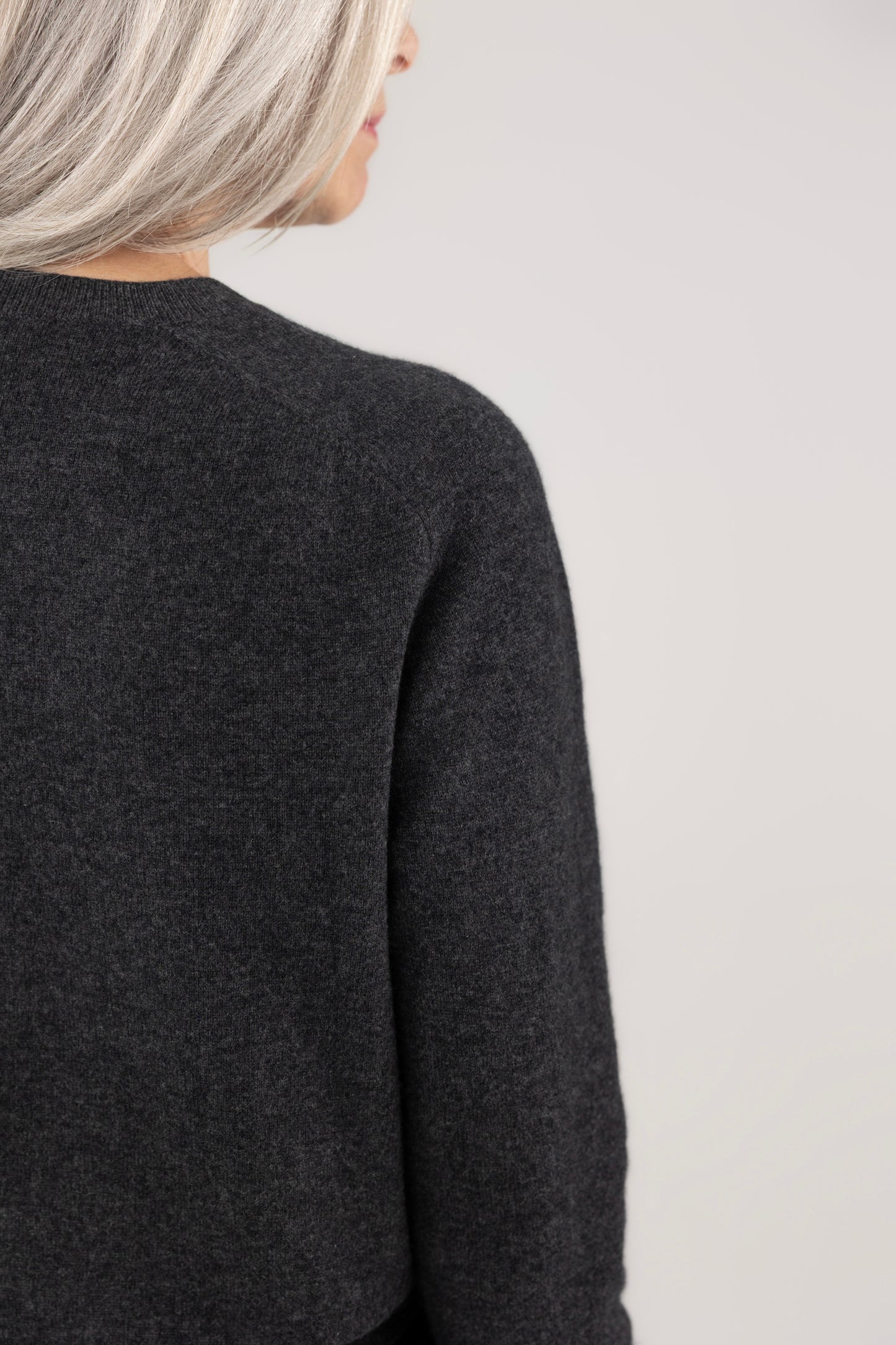 Raglan Round Neck : Charcoal