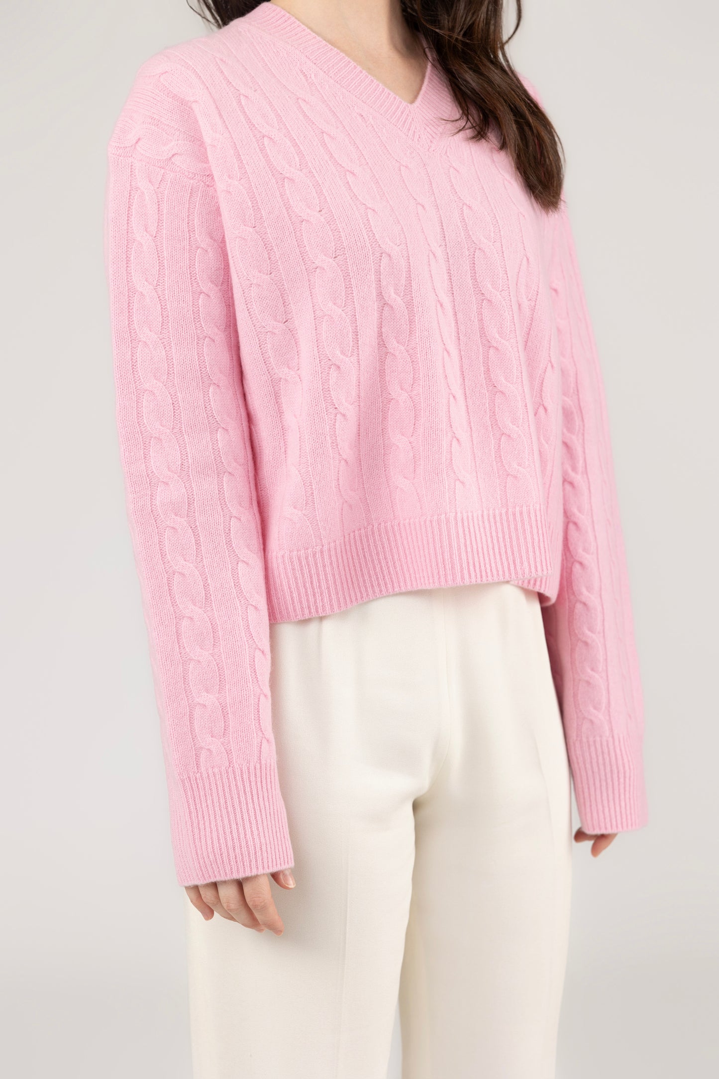 V Neck Cable Pullover : Light Pink