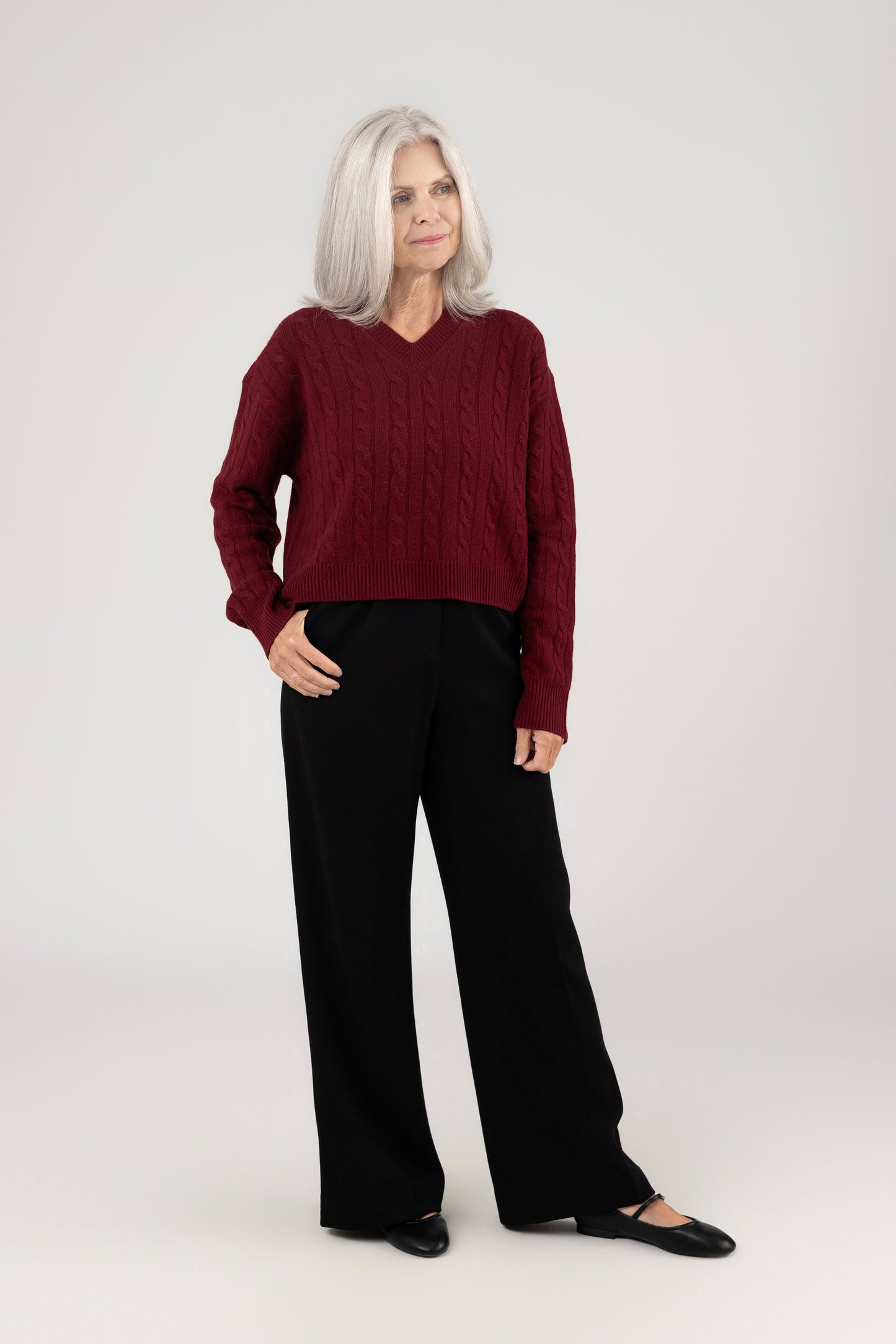 V Neck Cable Pullover : Red Wine