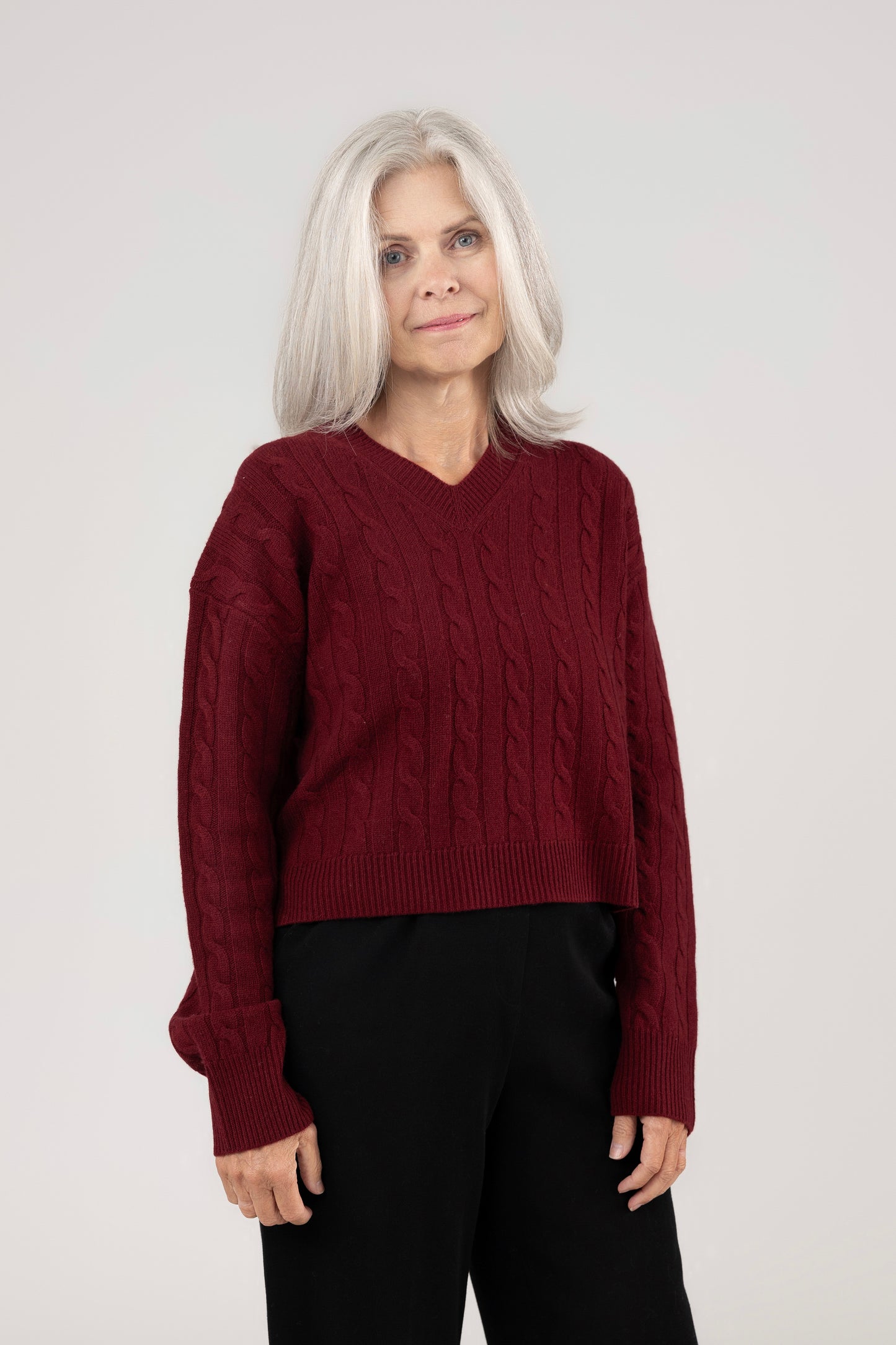 V Neck Cable Pullover : Red Wine