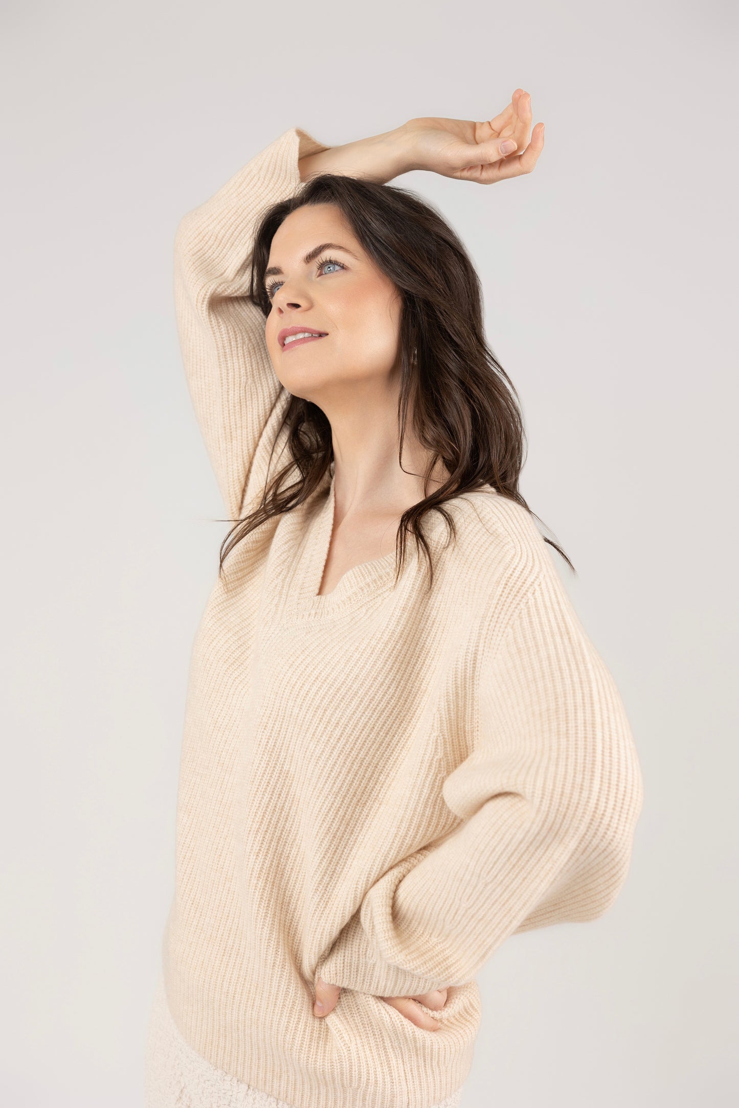 Ribbed V Neck Pullover : Oatmeal