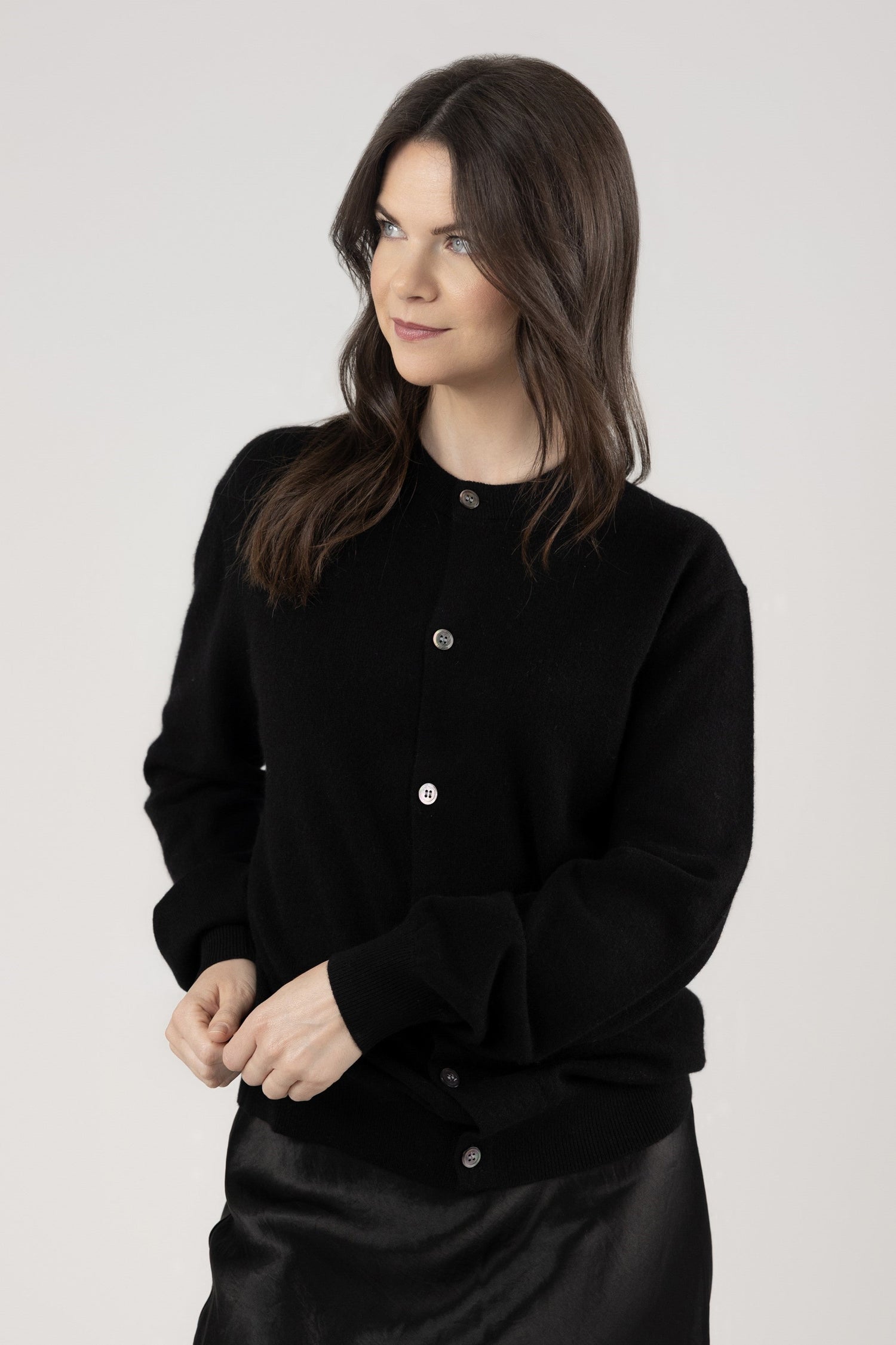 Button-Up Round Neck Cashmere Cardigan