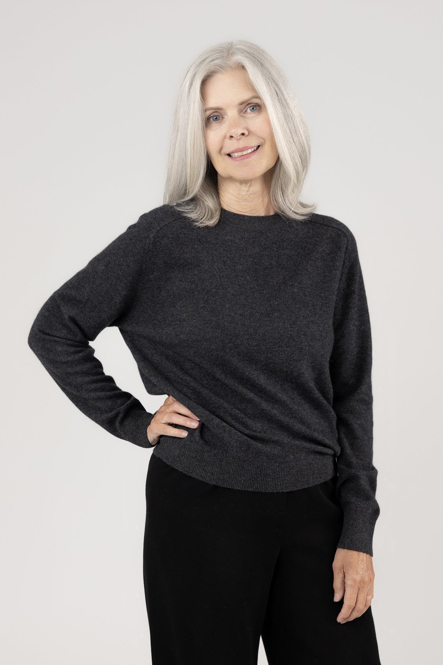 Raglan Pullover Cashmere Sweater
